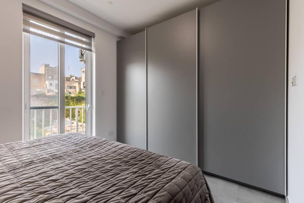 Nocturnal Elegance Apartment By Solea Sliema Esterno foto