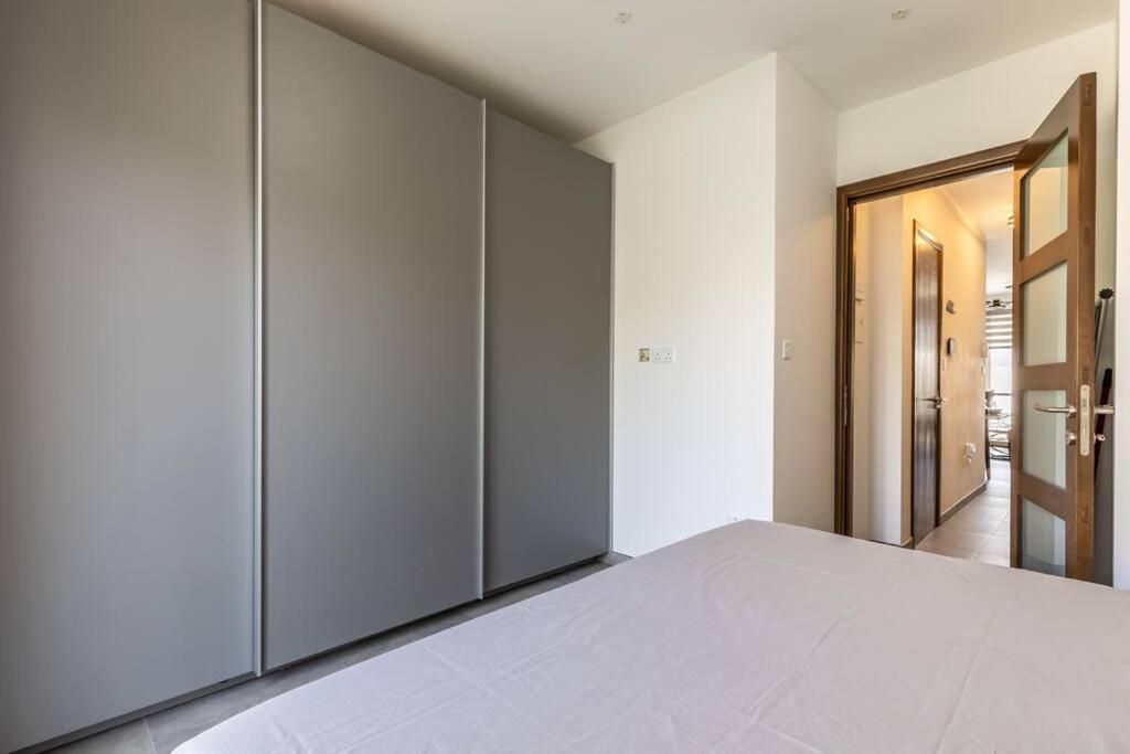 Nocturnal Elegance Apartment By Solea Sliema Esterno foto